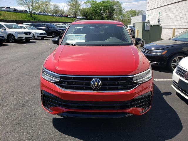 new 2024 Volkswagen Tiguan car, priced at $37,431