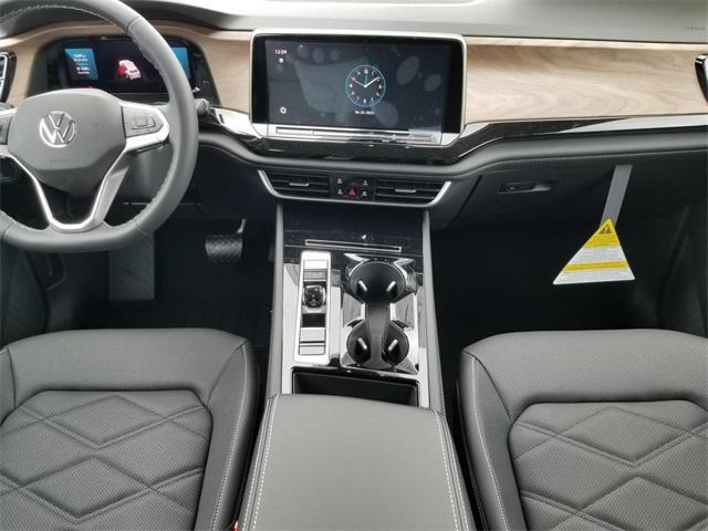new 2025 Volkswagen Atlas car, priced at $42,885