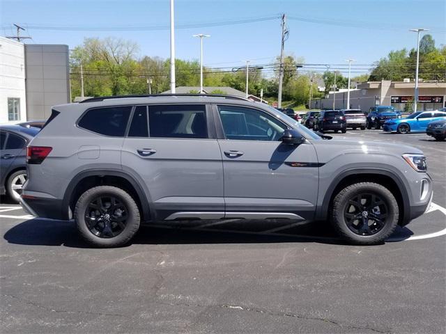 new 2025 Volkswagen Atlas car, priced at $46,835