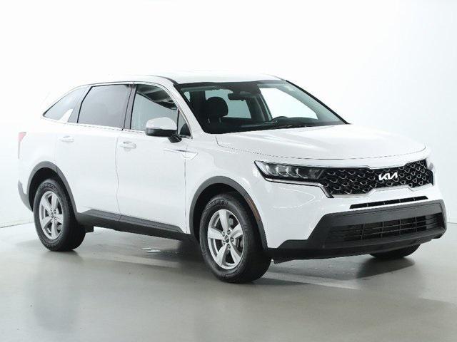 used 2022 Kia Sorento car, priced at $21,999
