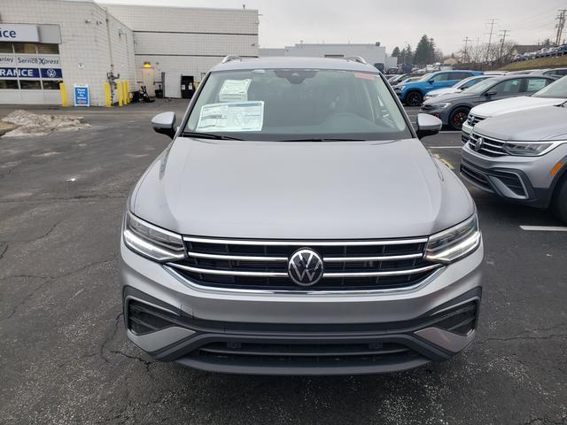 new 2024 Volkswagen Tiguan car, priced at $35,204