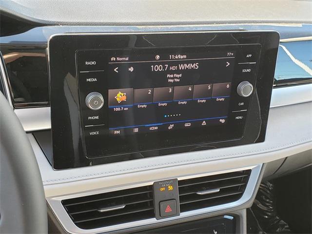 new 2025 Volkswagen Taos car