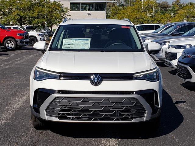 new 2025 Volkswagen Taos car
