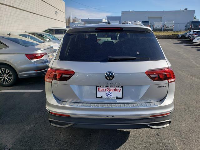 new 2024 Volkswagen Tiguan car, priced at $35,204