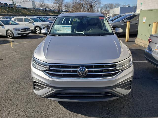 new 2024 Volkswagen Tiguan car, priced at $35,204