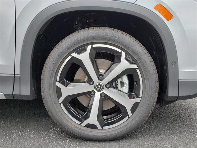 new 2025 Volkswagen Tiguan car, priced at $34,293
