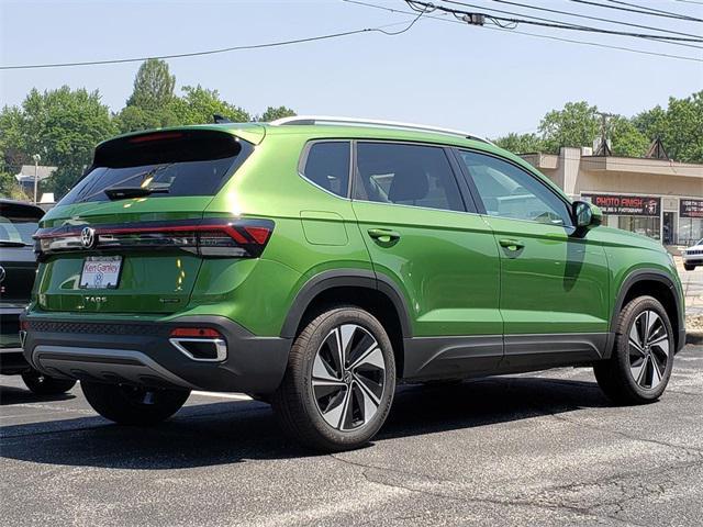 new 2025 Volkswagen Taos car