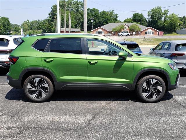 new 2025 Volkswagen Taos car