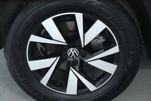 used 2021 Volkswagen Atlas Cross Sport car, priced at $28,887