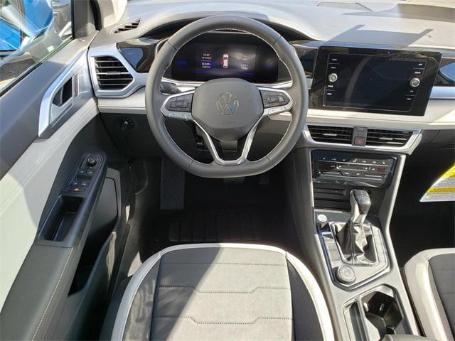 new 2025 Volkswagen Taos car