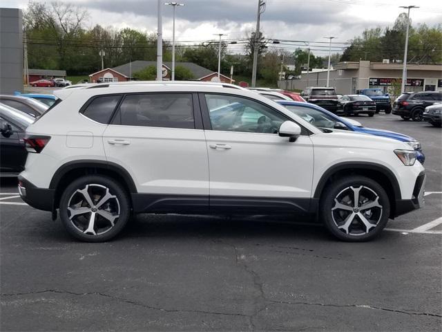 new 2025 Volkswagen Taos car, priced at $35,522