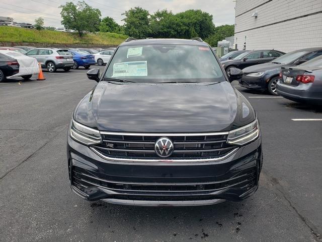 new 2024 Volkswagen Tiguan car, priced at $35,576