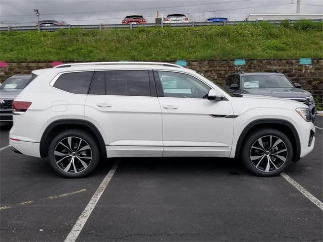 new 2025 Volkswagen Atlas car, priced at $54,667