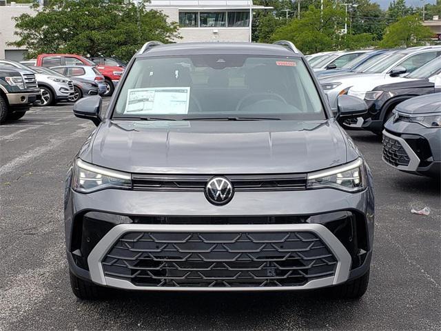 new 2025 Volkswagen Taos car