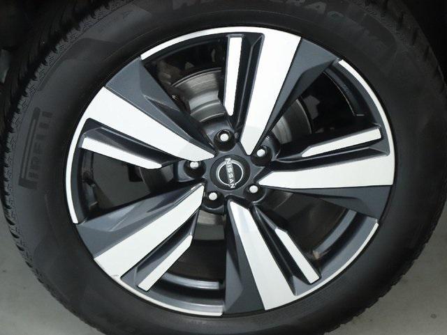 used 2022 Nissan Rogue car, priced at $23,899