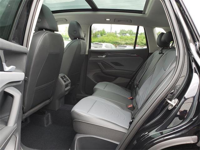 new 2025 Volkswagen Tiguan car, priced at $35,771