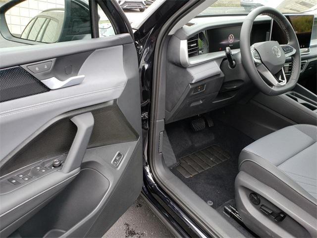 new 2025 Volkswagen Tiguan car, priced at $35,771