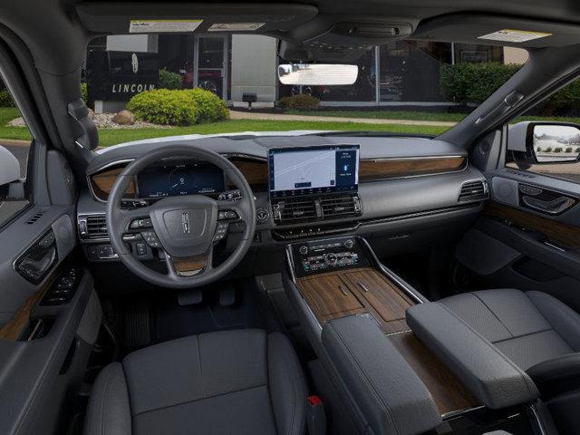 new 2024 Lincoln Navigator car, priced at $101,280