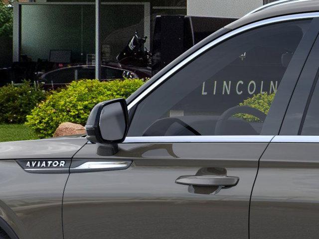 new 2025 Lincoln Aviator car, priced at $76,618