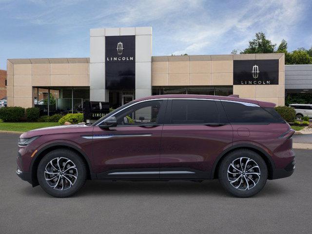 new 2025 Lincoln Nautilus car, priced at $56,235