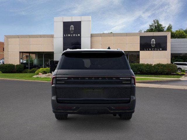 new 2025 Lincoln Navigator car, priced at $109,675