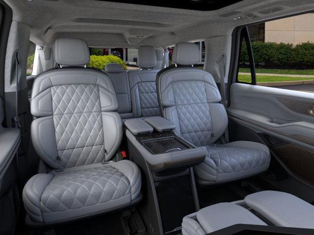new 2025 Lincoln Navigator car, priced at $127,300