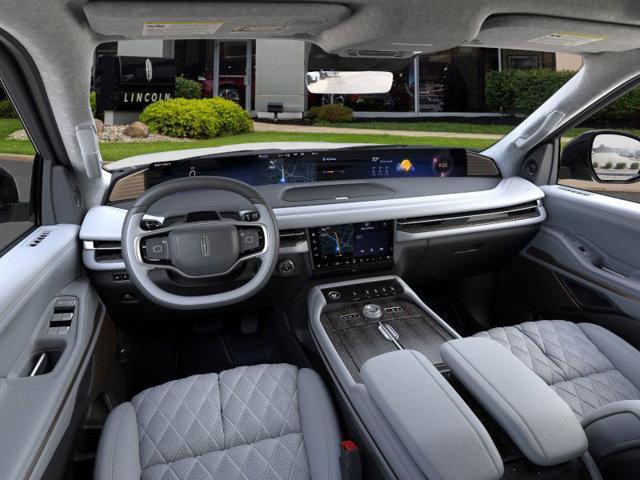 new 2025 Lincoln Navigator car, priced at $127,300