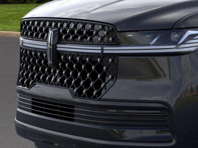 new 2025 Lincoln Navigator car, priced at $121,935