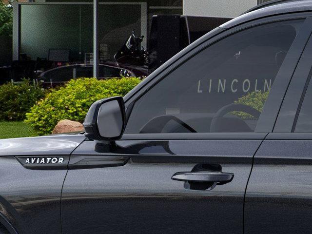 new 2025 Lincoln Aviator car, priced at $73,187