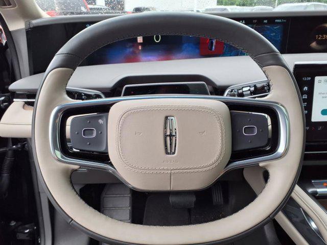 used 2024 Lincoln Nautilus car, priced at $55,900