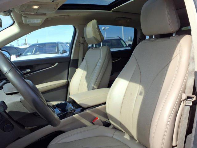 used 2021 Lincoln Nautilus car, priced at $31,500