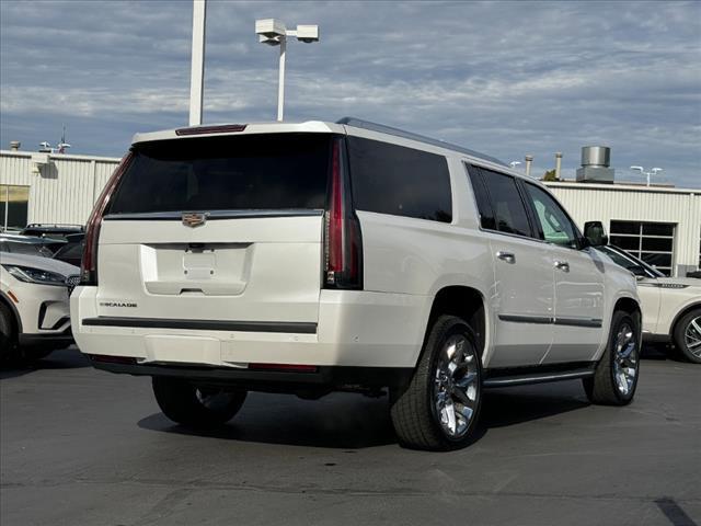 used 2020 Cadillac Escalade ESV car, priced at $40,300