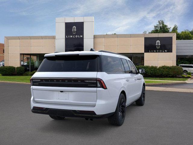 new 2025 Lincoln Navigator car, priced at $111,025