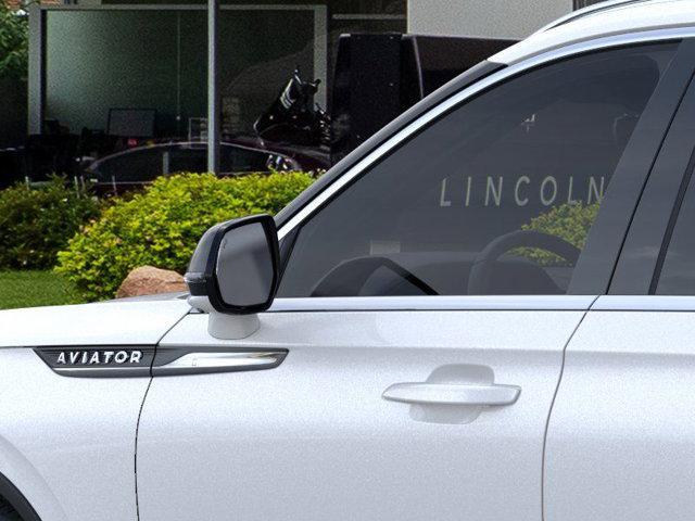 new 2025 Lincoln Aviator car, priced at $69,376