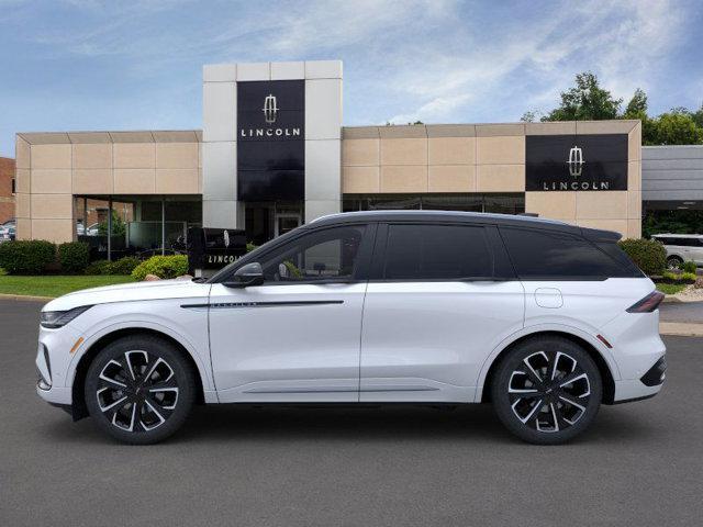 new 2024 Lincoln Nautilus car, priced at $60,836