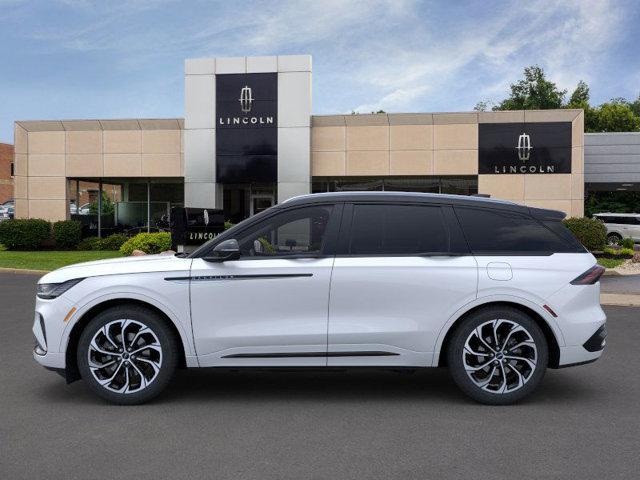 new 2025 Lincoln Nautilus car, priced at $63,355