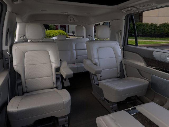 new 2024 Lincoln Navigator car, priced at $89,685
