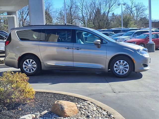 used 2017 Chrysler Pacifica car, priced at $9,321