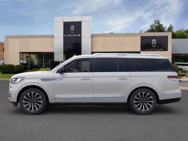 new 2024 Lincoln Navigator car, priced at $105,219