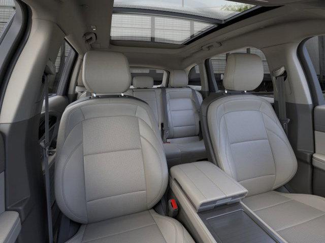 new 2025 Lincoln Nautilus car, priced at $55,213