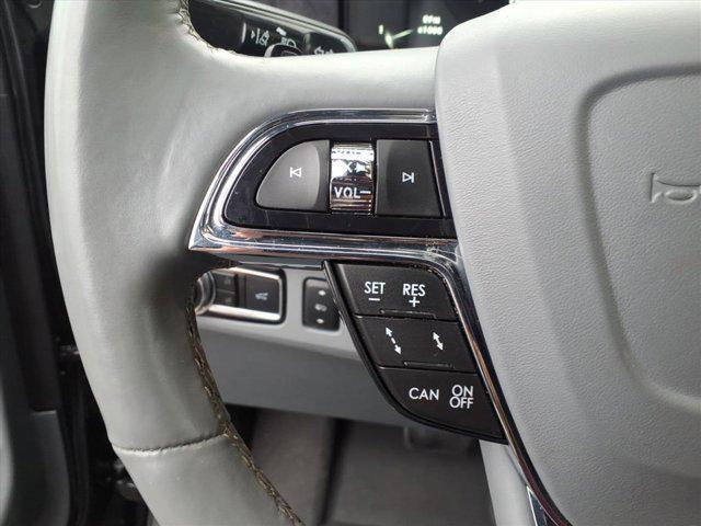 used 2019 Lincoln Navigator car, priced at $38,700