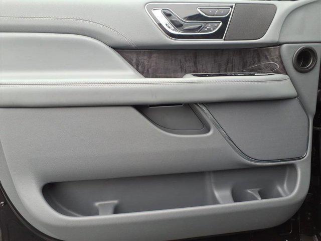 used 2019 Lincoln Navigator car, priced at $38,700