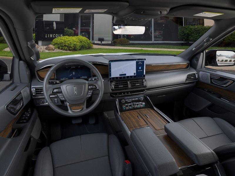 new 2024 Lincoln Navigator car, priced at $99,698