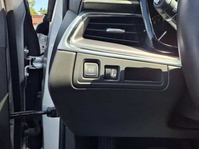 used 2019 Cadillac XT5 car, priced at $19,984