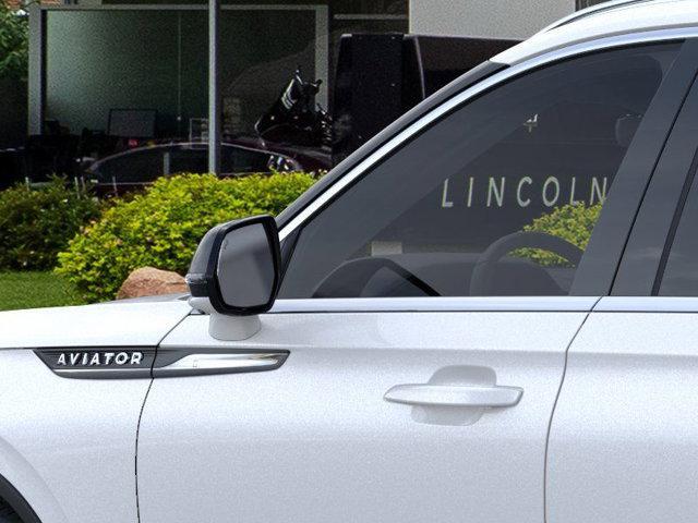 new 2025 Lincoln Aviator car, priced at $75,716