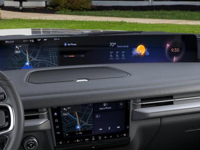 new 2025 Lincoln Navigator car, priced at $109,675