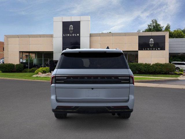 new 2025 Lincoln Navigator car, priced at $112,515