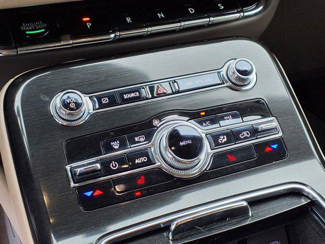 used 2022 Lincoln Nautilus car, priced at $30,500