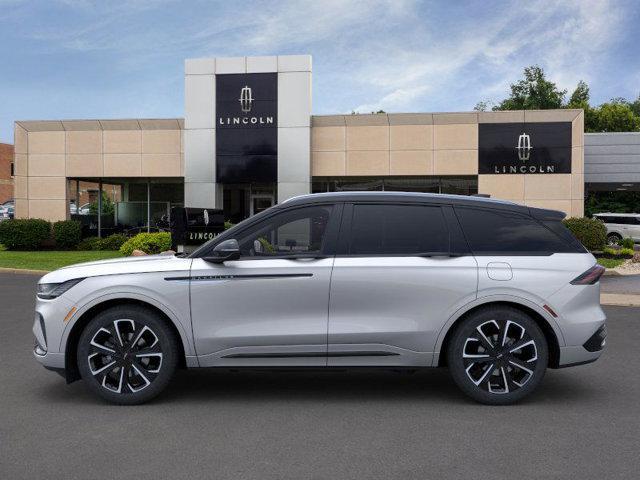 new 2025 Lincoln Nautilus car, priced at $57,869