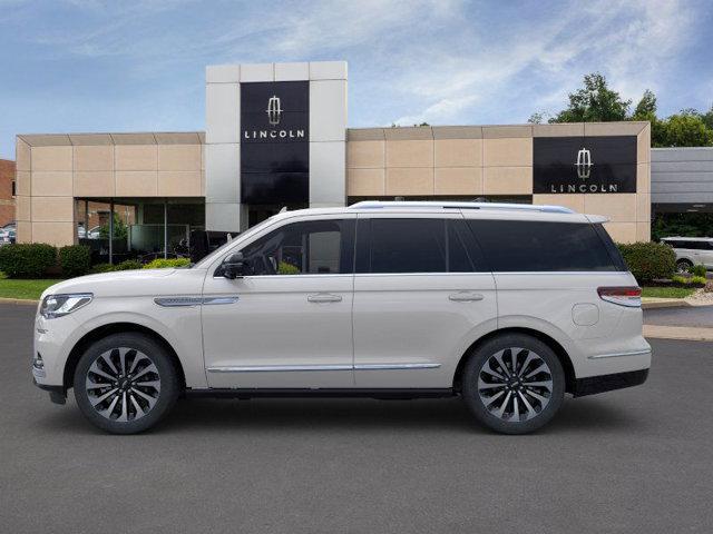 new 2023 Lincoln Navigator car, priced at $92,172